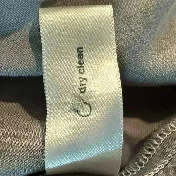 THREE DOTS BUTTON DOWN WITH HIDDEN BUTTONS LONG SLEEVES AND MOCK COLLAR SIZE S - Picture 7 of 7